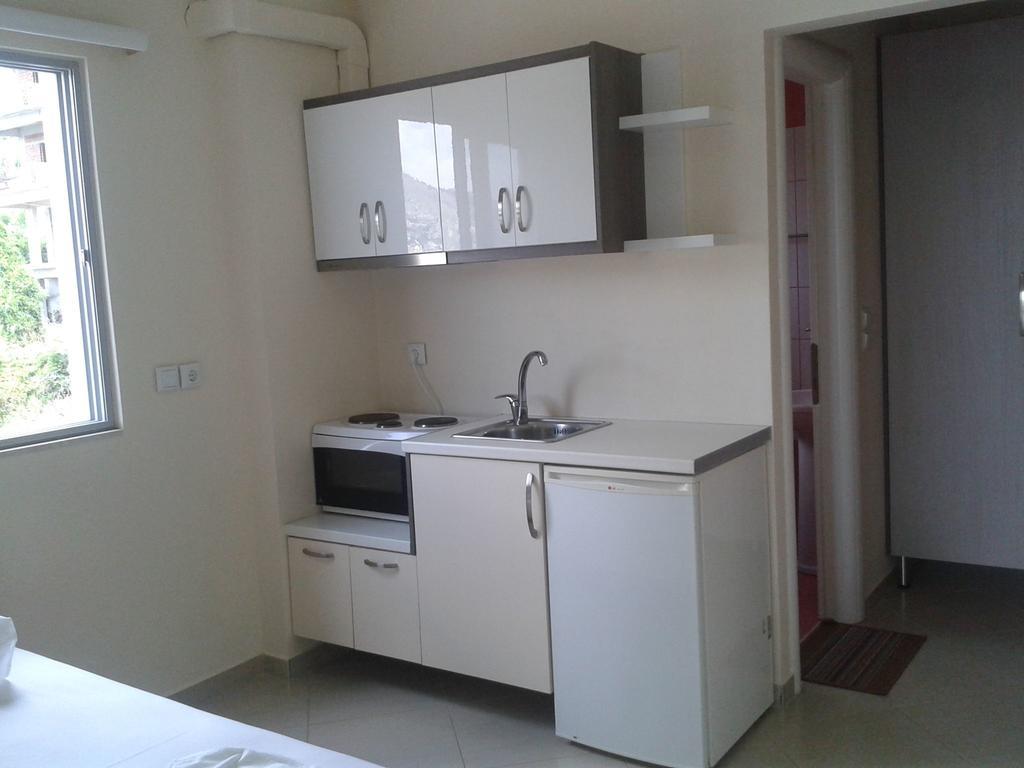Bill'S Apartments Sarandë Eksteriør billede